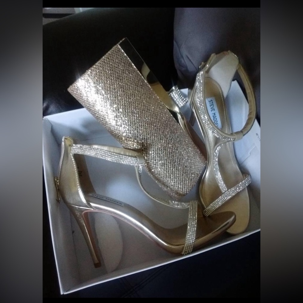 Steve Madden heel
